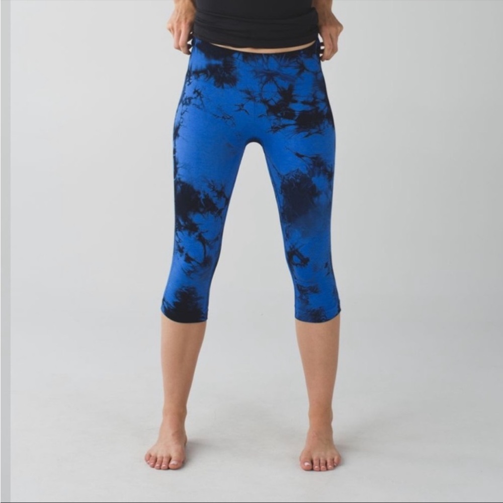 Lululemon In The Flow Crop Tie Dye